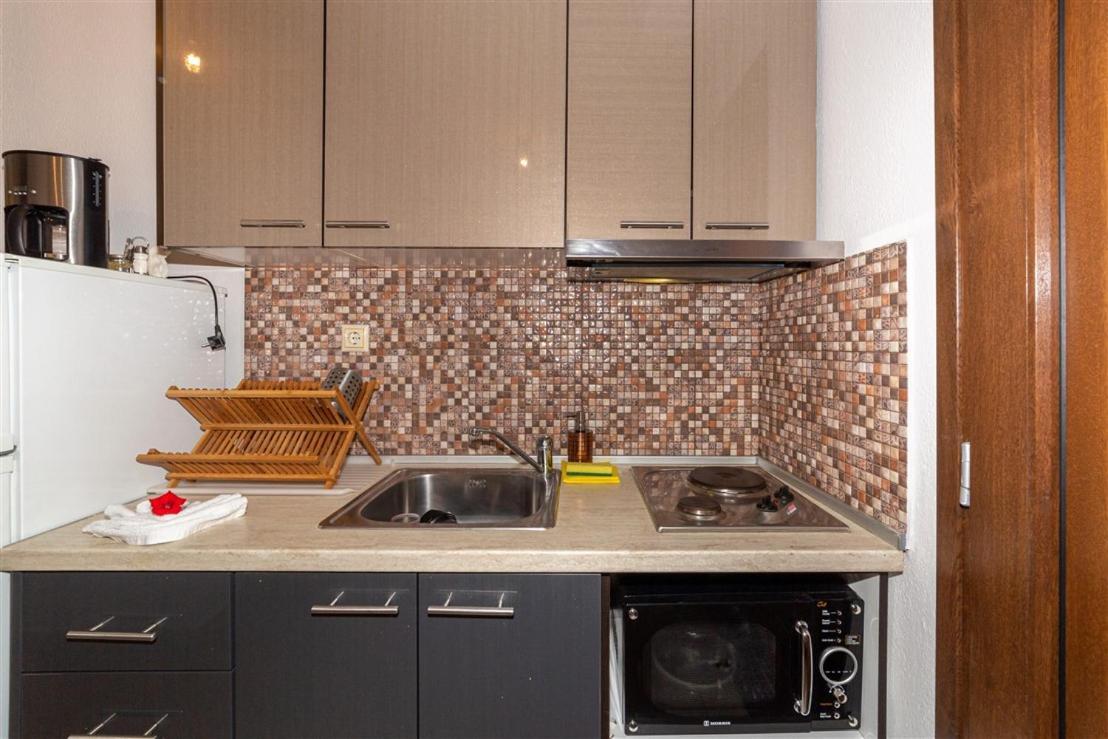 Studio Nikiti Beach Экстерьер фото