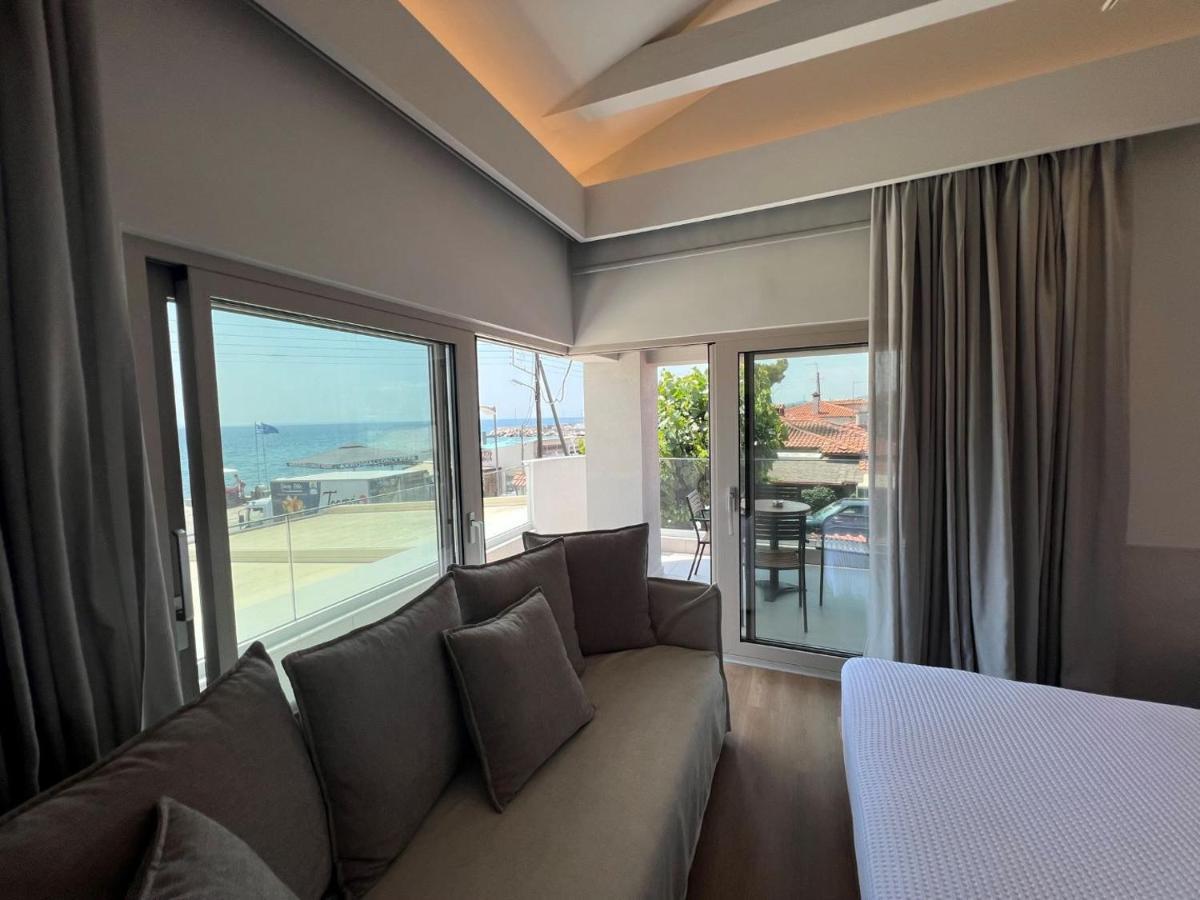 Studio Nikiti Beach Экстерьер фото