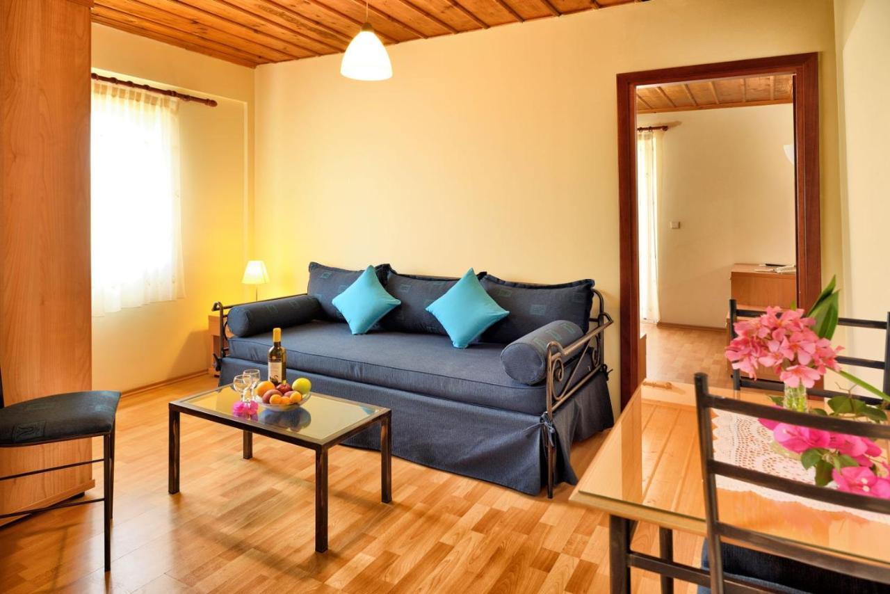 Studio Nikiti Beach Экстерьер фото