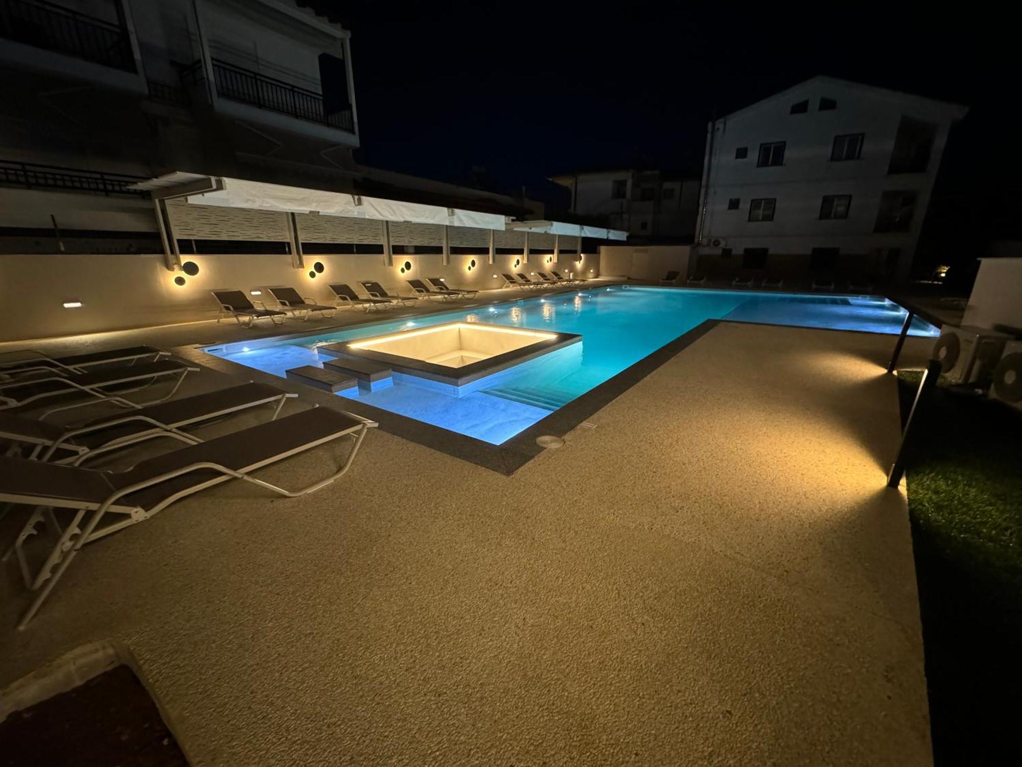 Studio Nikiti Beach Экстерьер фото