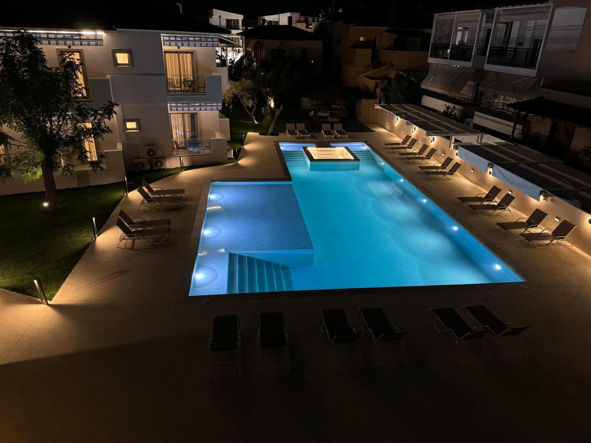 Studio Nikiti Beach Экстерьер фото