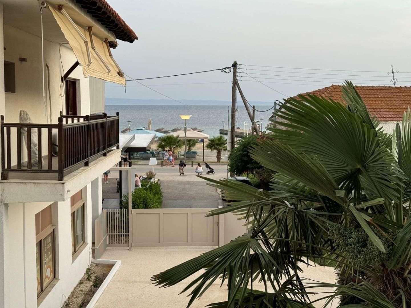 Studio Nikiti Beach Экстерьер фото